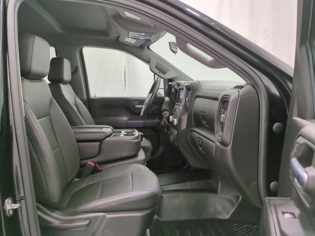 Used 2022 GMC Sierra 3500 Pro w/ Convenience Package AWD/4WD image 17