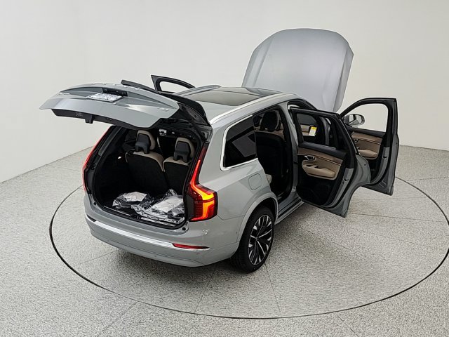 New 2026 Volvo XC90 T8 Plus AWD/4WD image 42