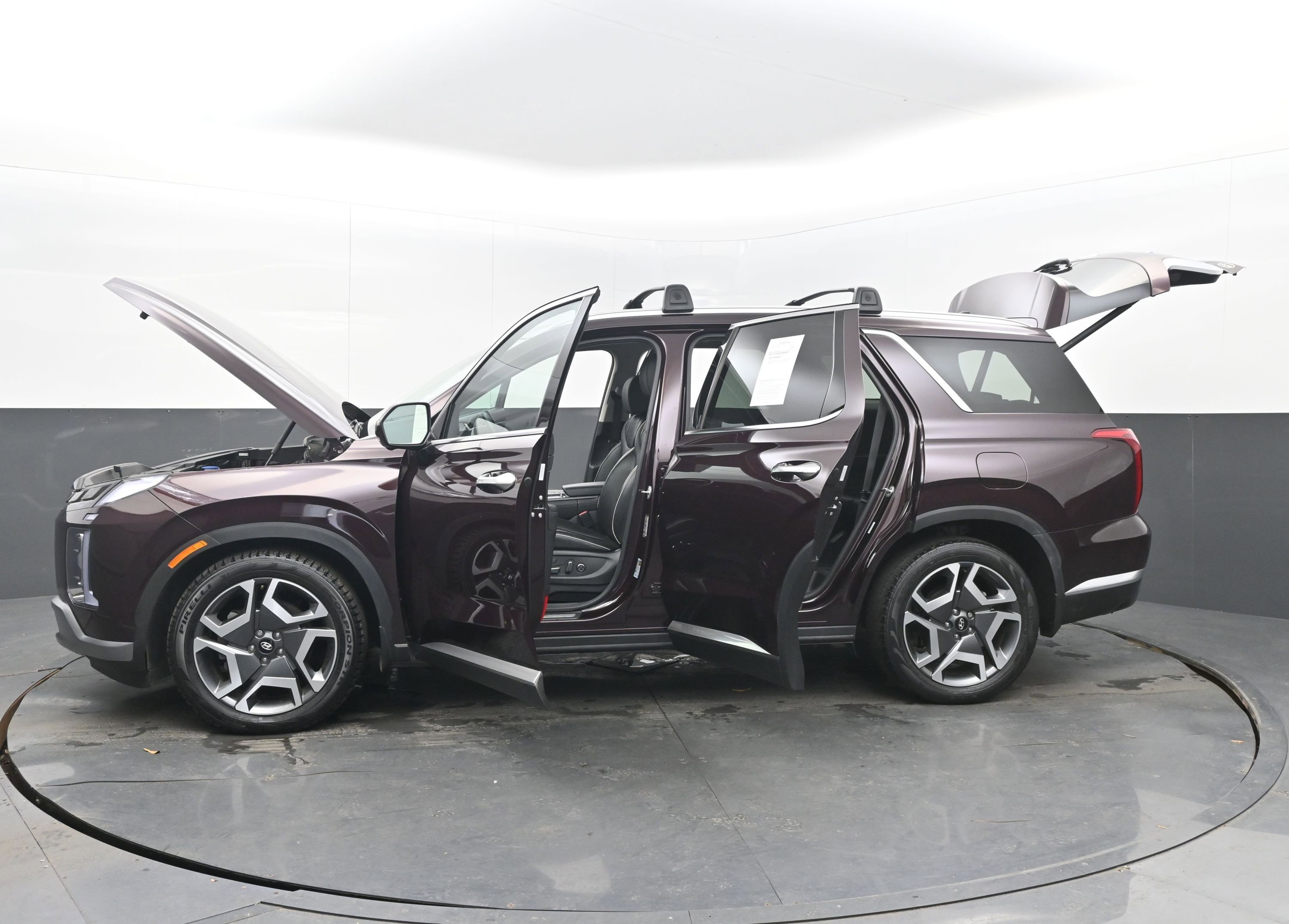 Used 2024 Hyundai Palisade Limited image 45
