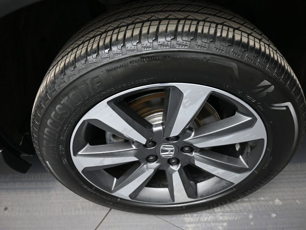 Certified 2024 Honda Pilot Elite image 15