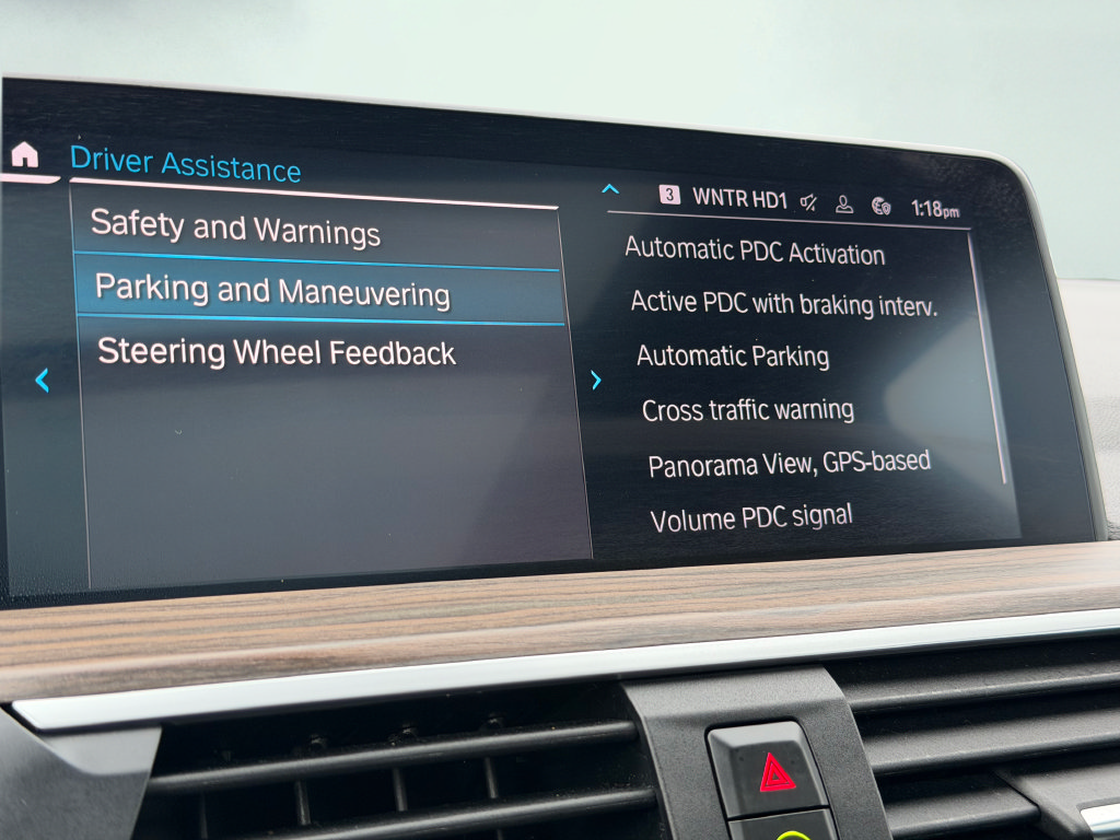 Used 2021 BMW X3 xDrive30e w/ Executive Package AWD/4WD image 29
