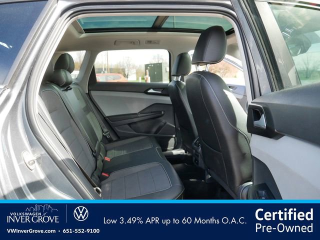 Used 2023 Volkswagen Taos SE w/ Panoramic Sunroof Package AWD/4WD image 19