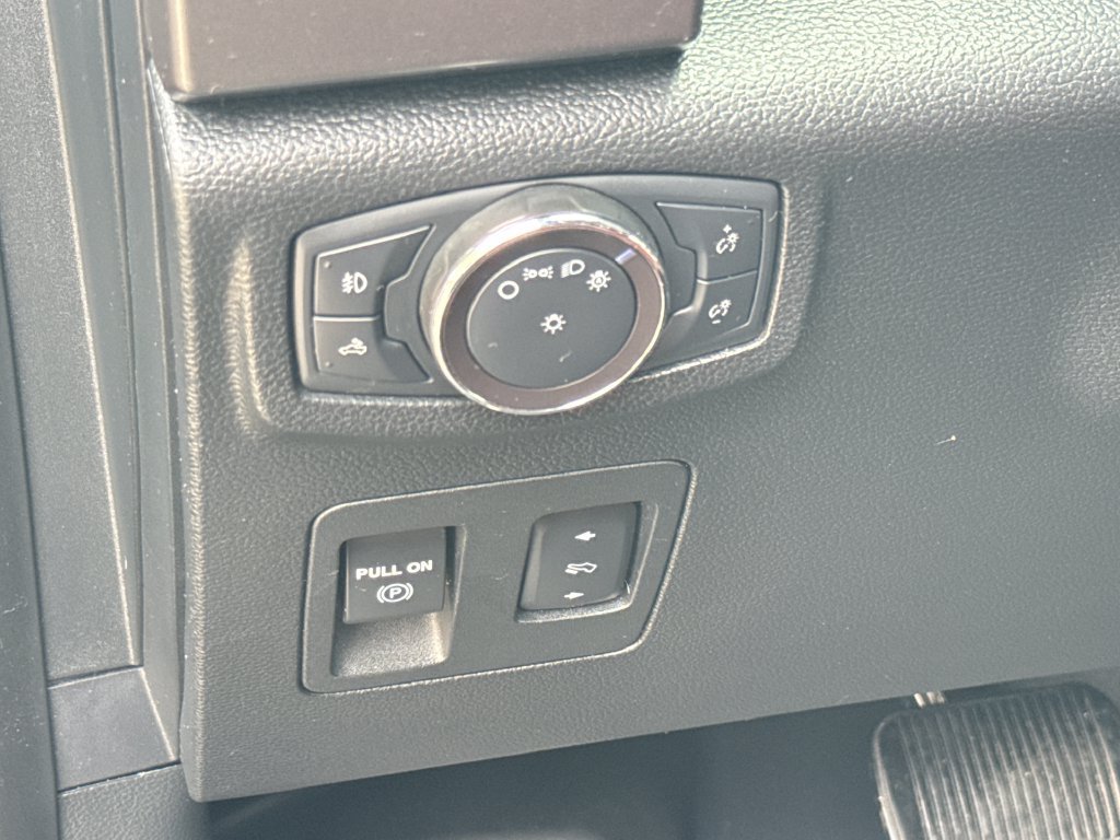 Certified 2019 Ford F150 XLT w/ Equipment Group 302A Luxury AWD/4WD image 14