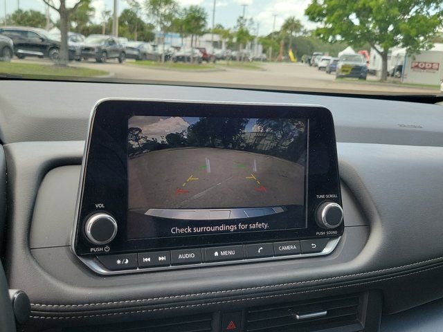 Used 2026 Nissan Rogue SV FWD image 27