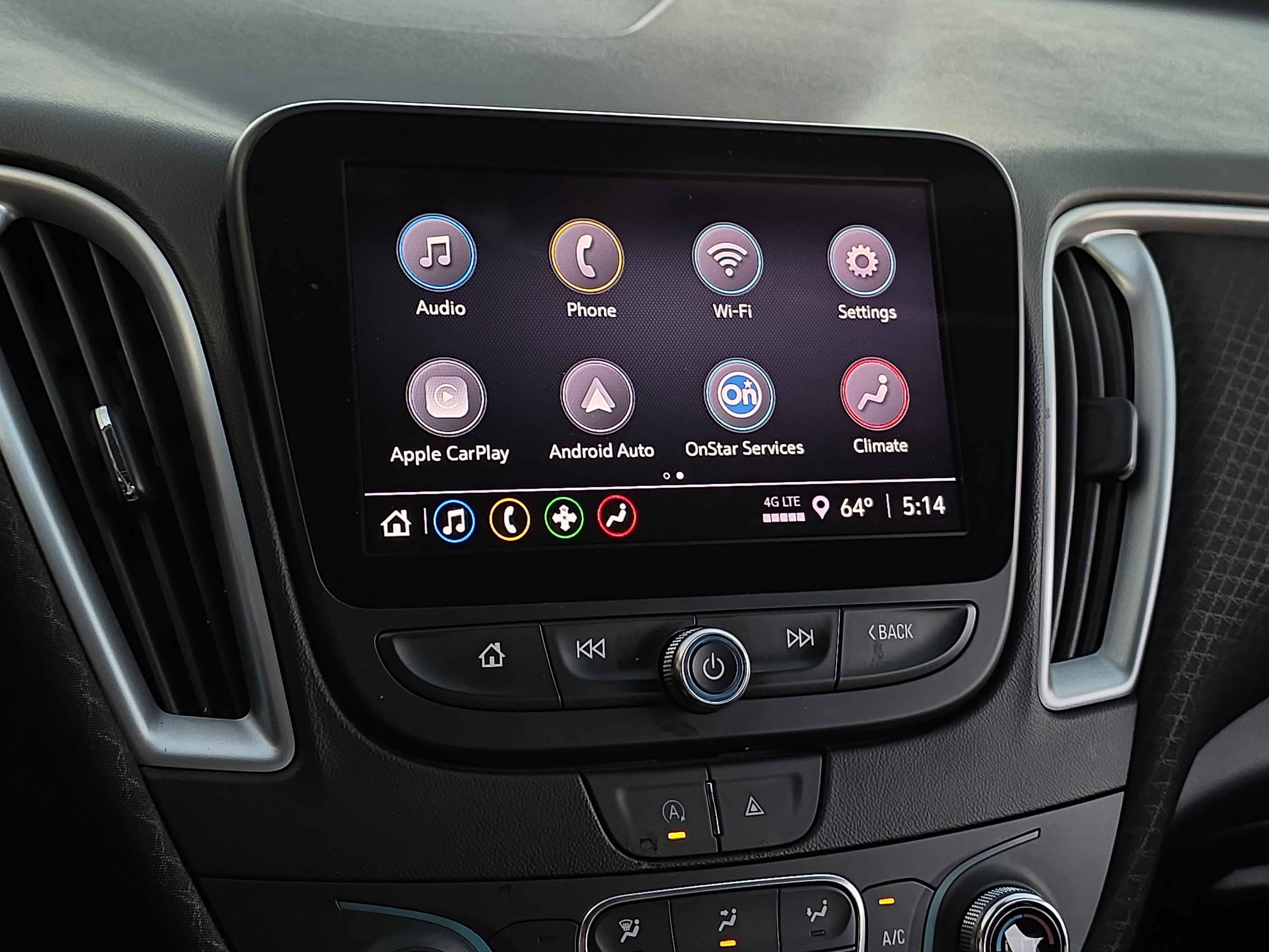 Used 2024 Chevrolet Malibu LT image 18