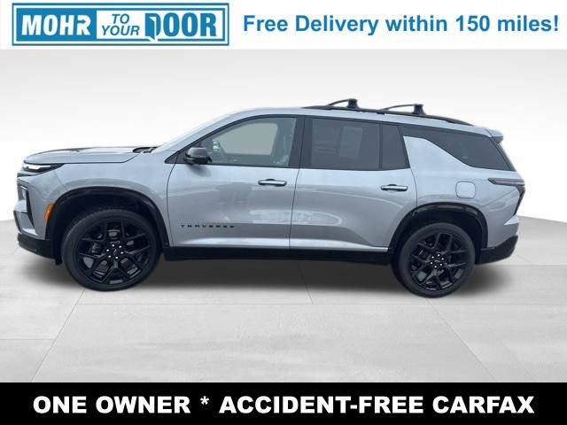 Used 2025 Chevrolet Traverse RS image 2