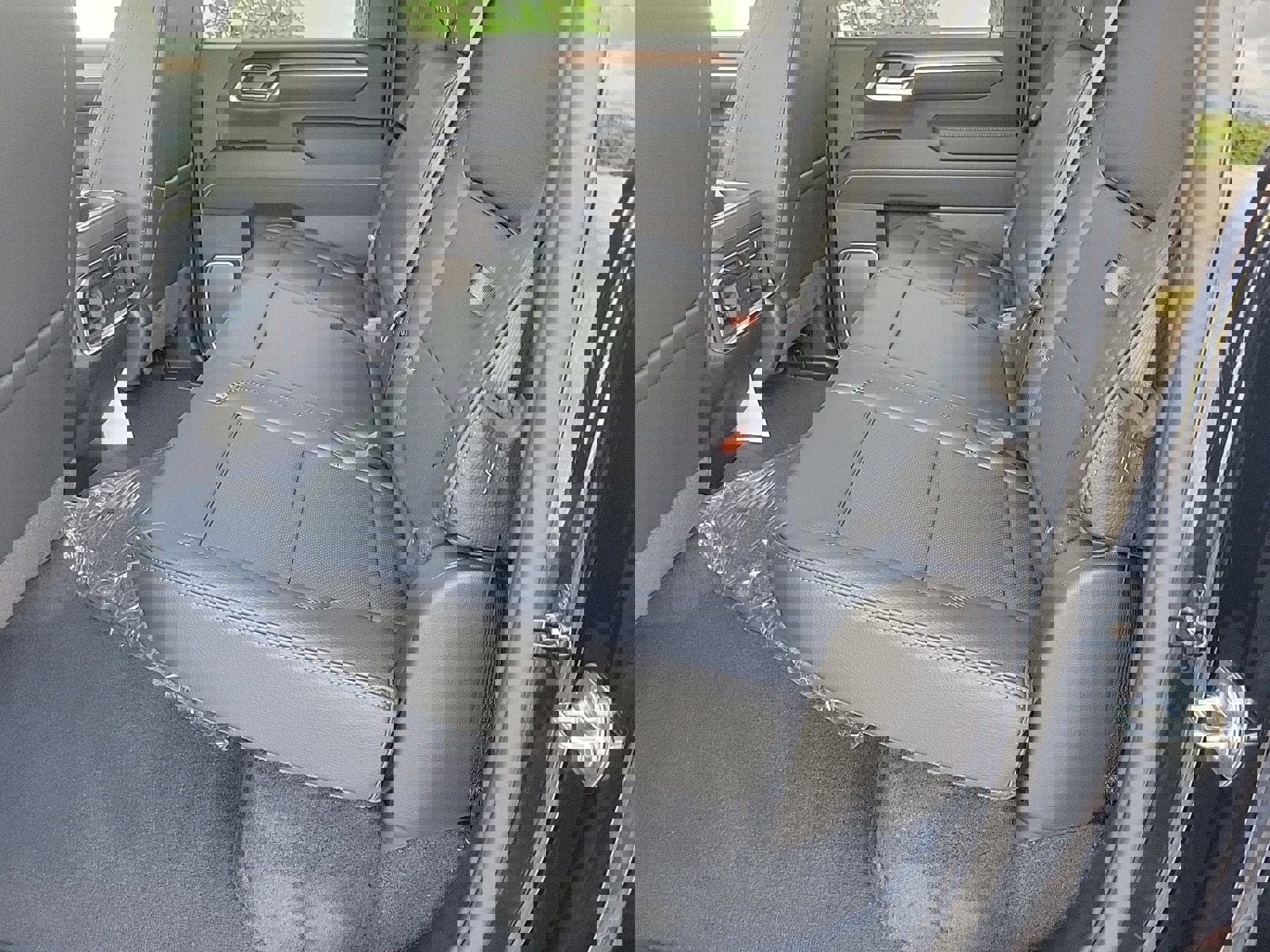 New 2026 GMC Sierra 2500 Denali w/ Denali Reserve Package image 13