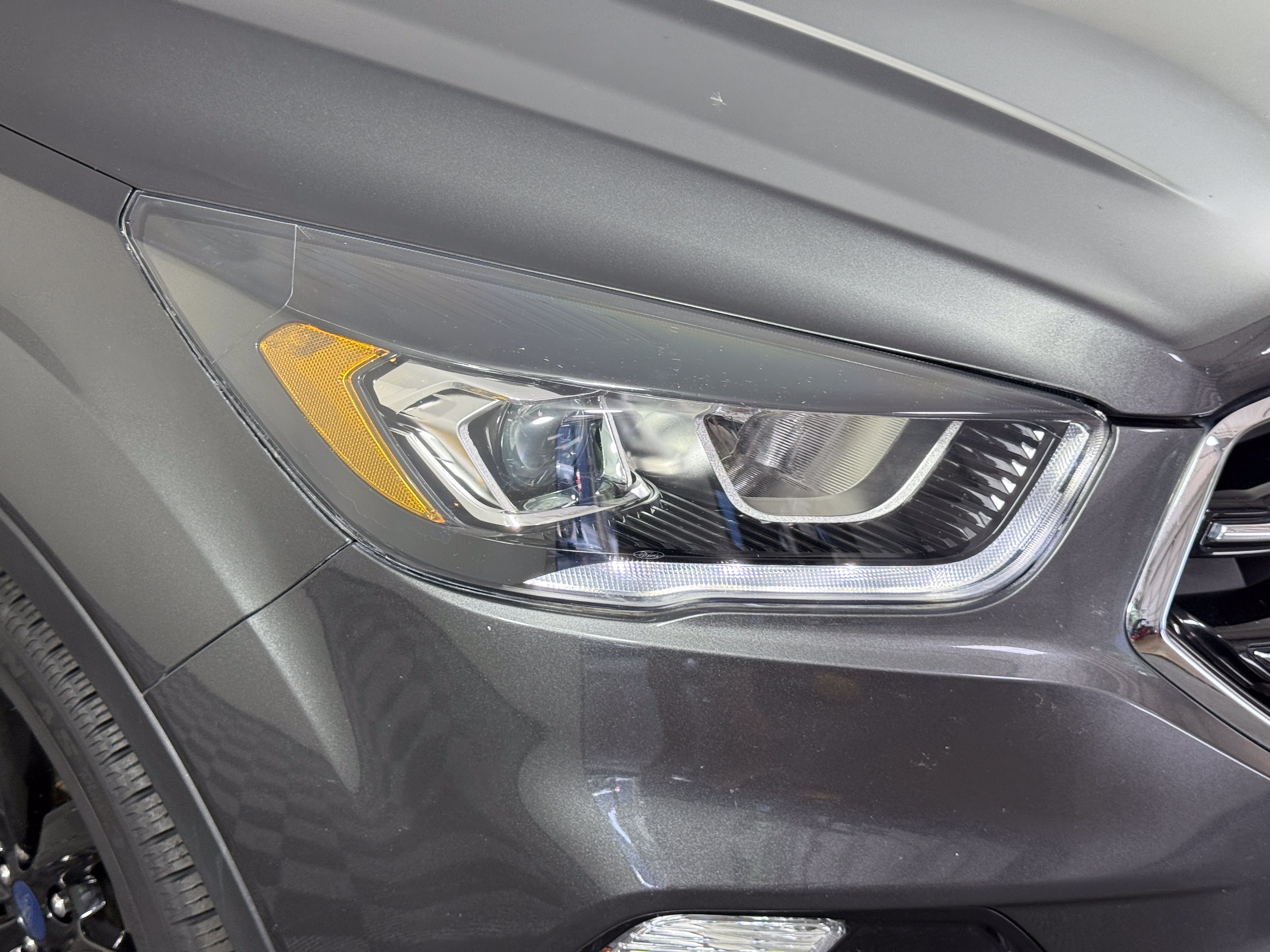 Certified 2019 Ford Escape SE FWD image 7