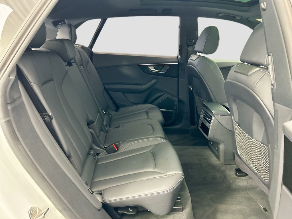 Certified 2025 Audi Q8 Premium Plus w/ Premium Plus Package image 21