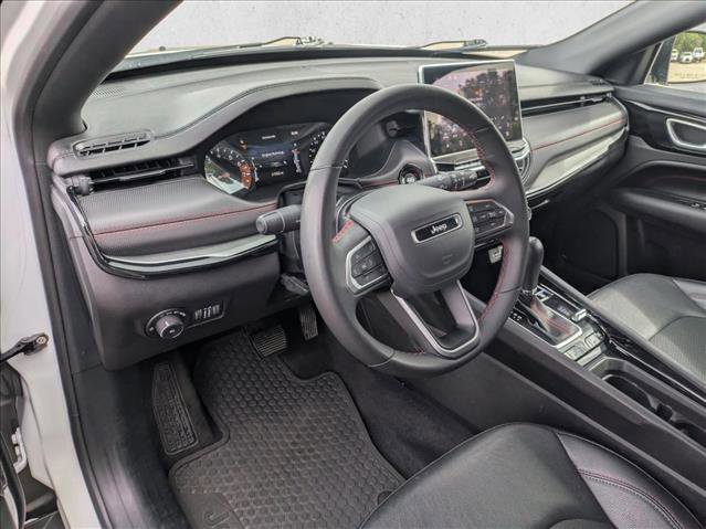 Used 2024 Jeep Compass Trailhawk image 9