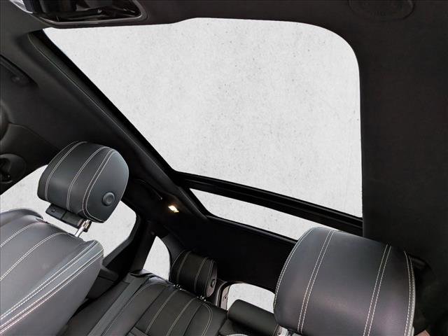 Used 2021 Land Rover Range Rover Velar R-Dynamic S image 14