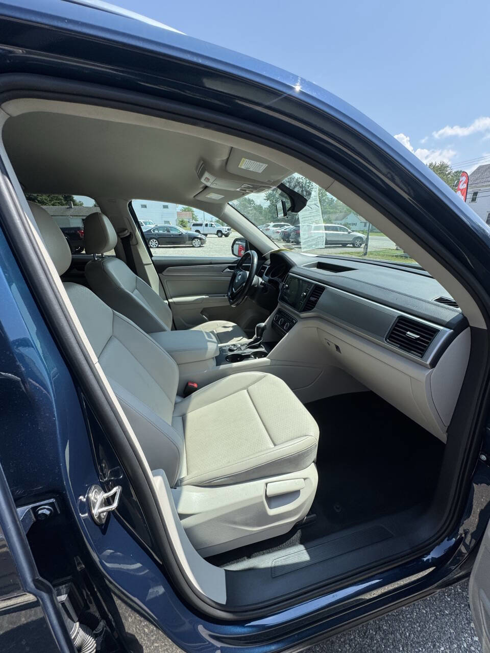 Used 2018 Volkswagen Atlas SE image 10