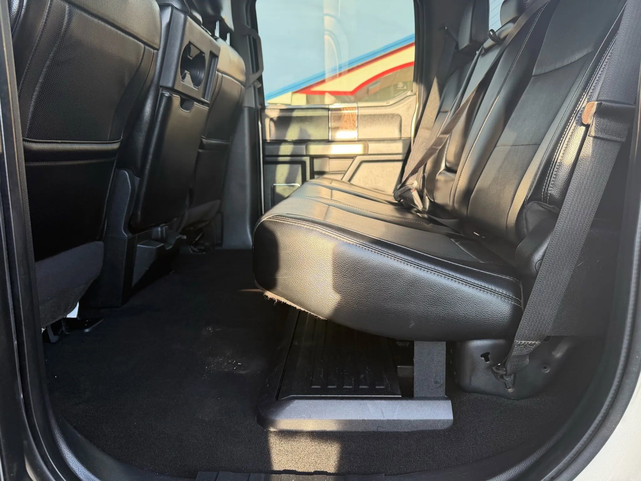 Used 2017 Ford F350 Lariat w/ Chrome Package image 15