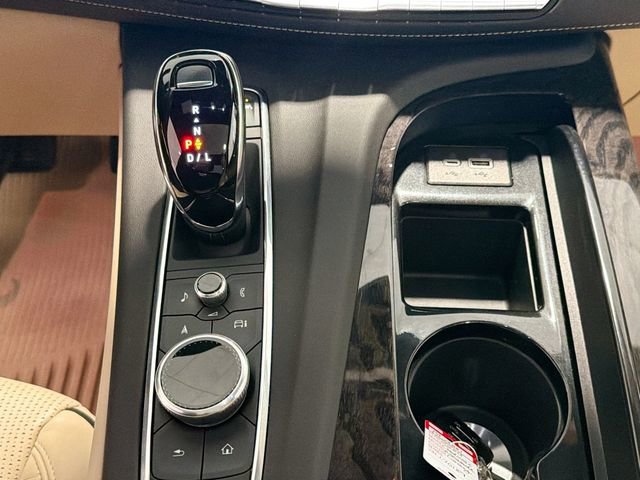 Certified 2024 Cadillac Escalade ESV Premium Luxury w/ Performance Package image 16