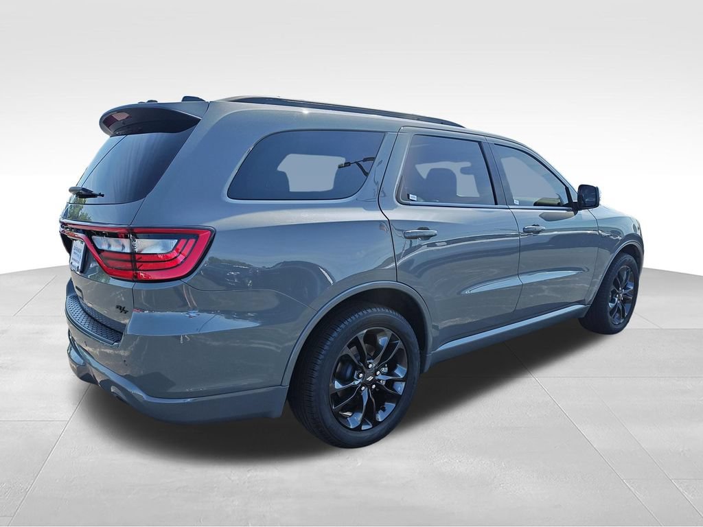 Used 2023 Dodge Durango R/T AWD/4WD image 5