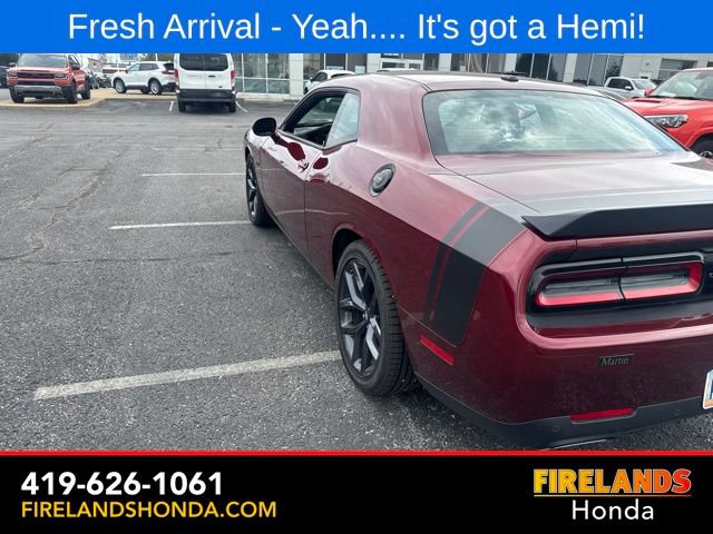 Used 2023 Dodge Challenger R/T w/ Blacktop Package RWD image 4
