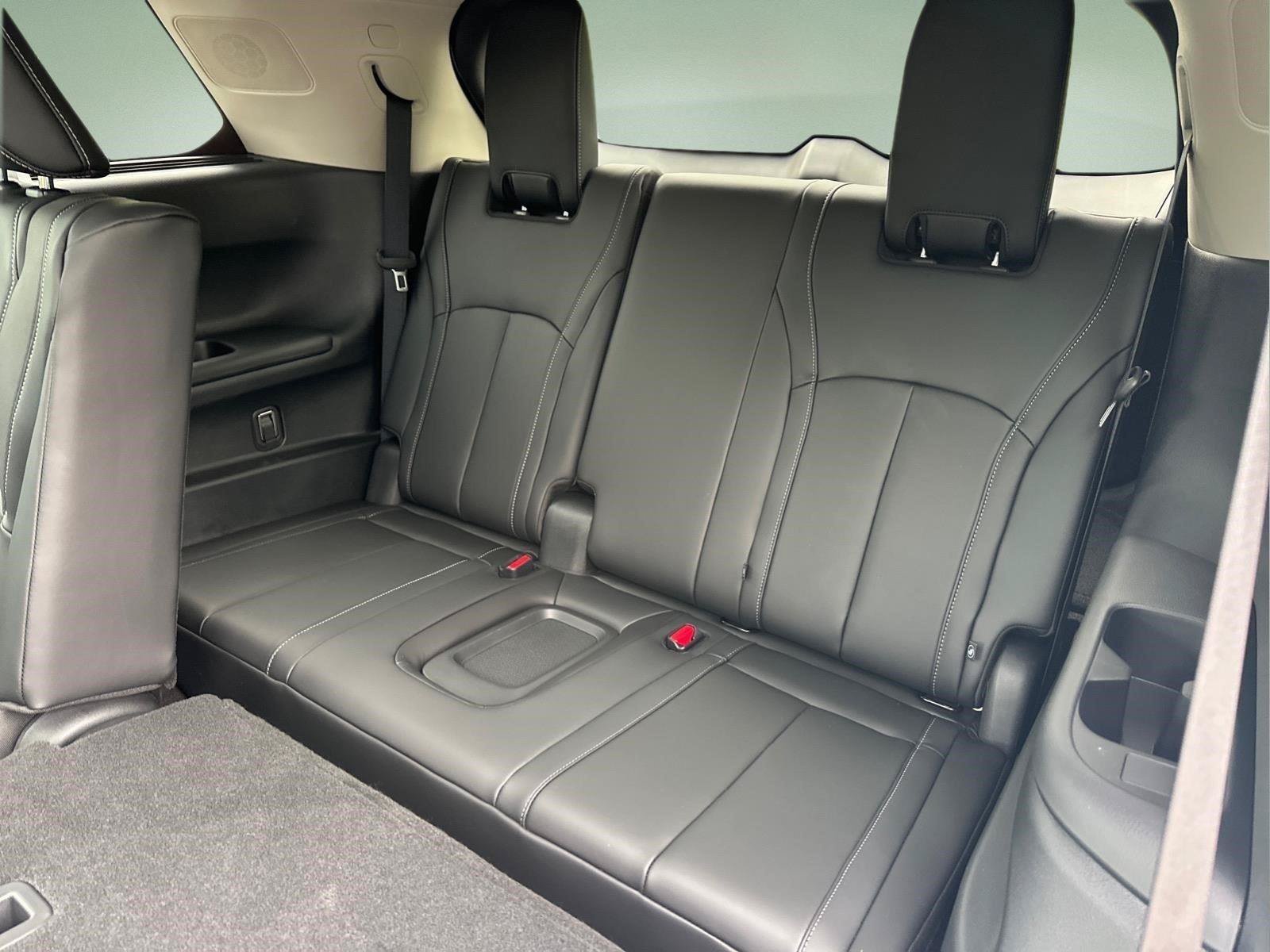 New 2027 INFINITI QX60 Luxe w/ Cargo Package FWD image 18