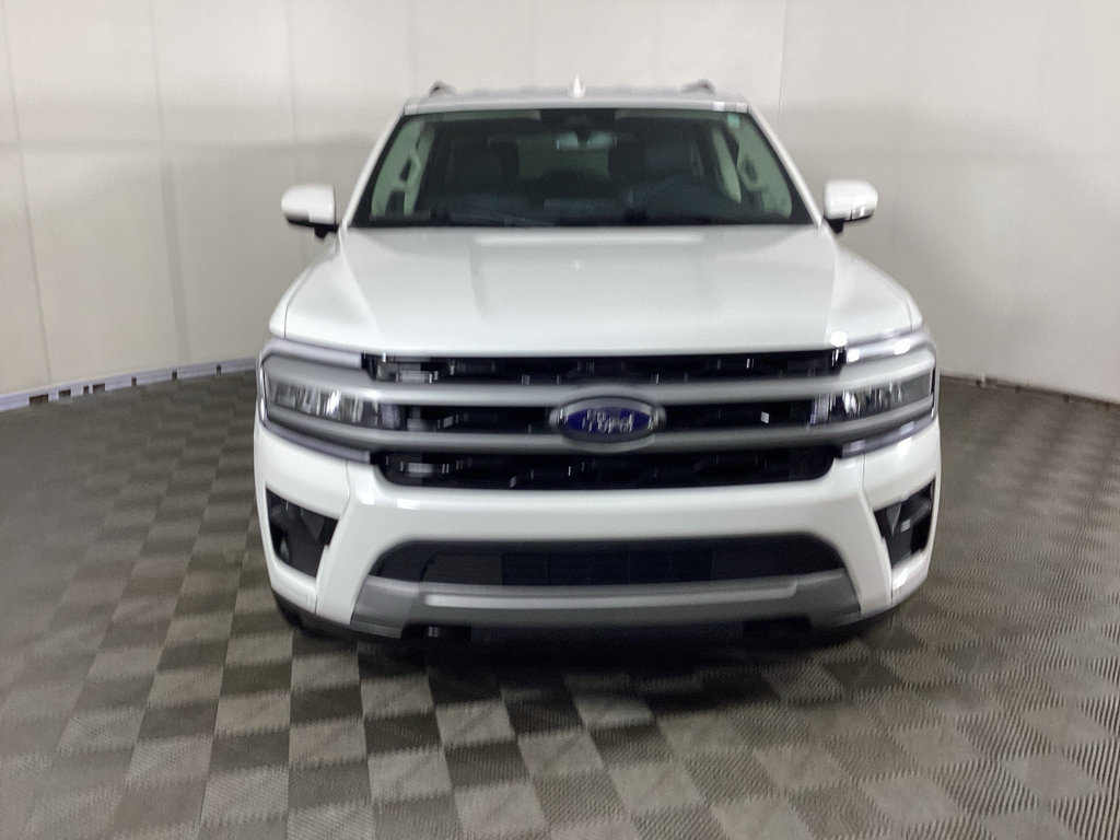 Used 2024 Ford Expedition XLT AWD/4WD image 6