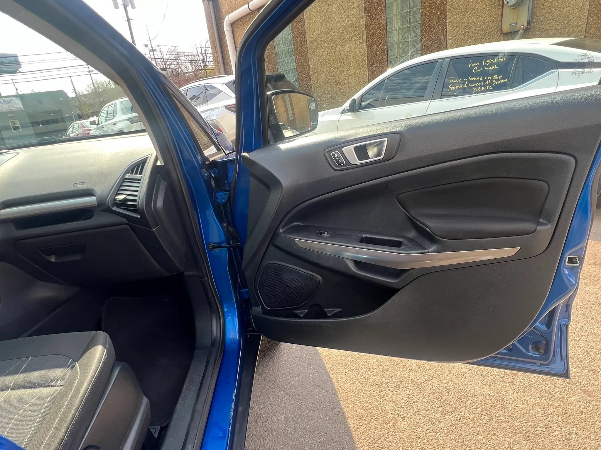 Used 2019 Ford EcoSport SE w/ SE Convenience Package AWD/4WD image 31
