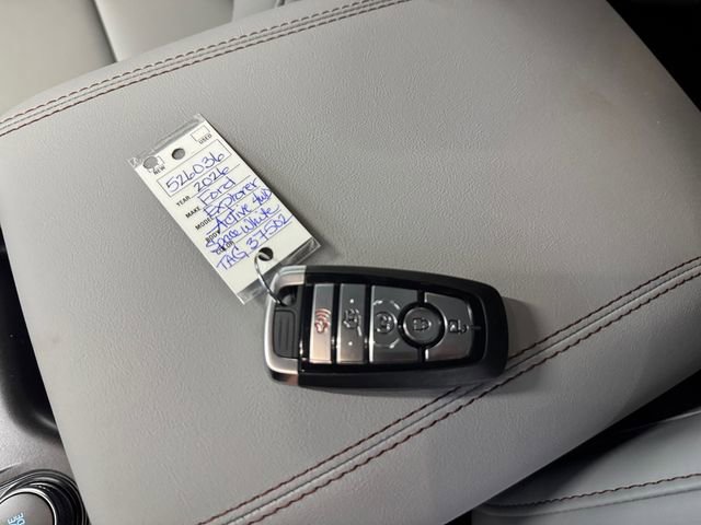 Used 2026 Ford Explorer Active w/ Active Comfort Package image 26