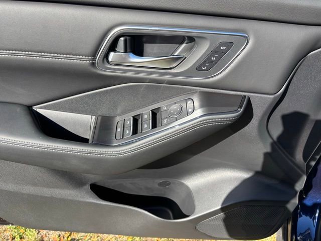 New 2026 Nissan Rogue Platinum w/ Platinum Premium Package image 7