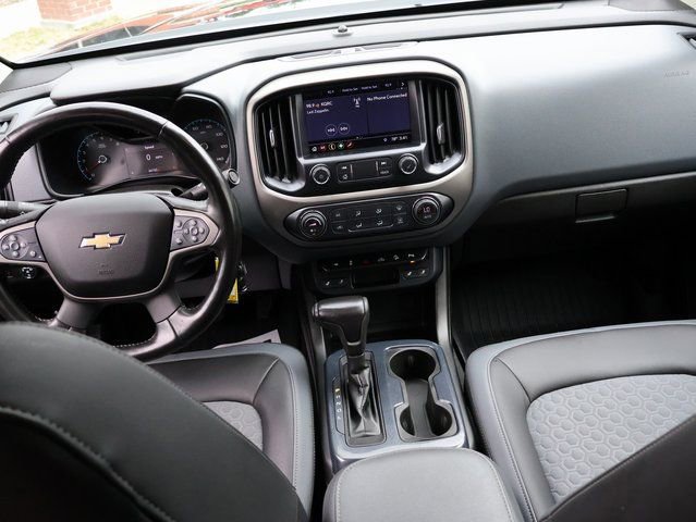 Used 2019 Chevrolet Colorado Z71 w/ Z71 Midnight Edition AWD/4WD image 18