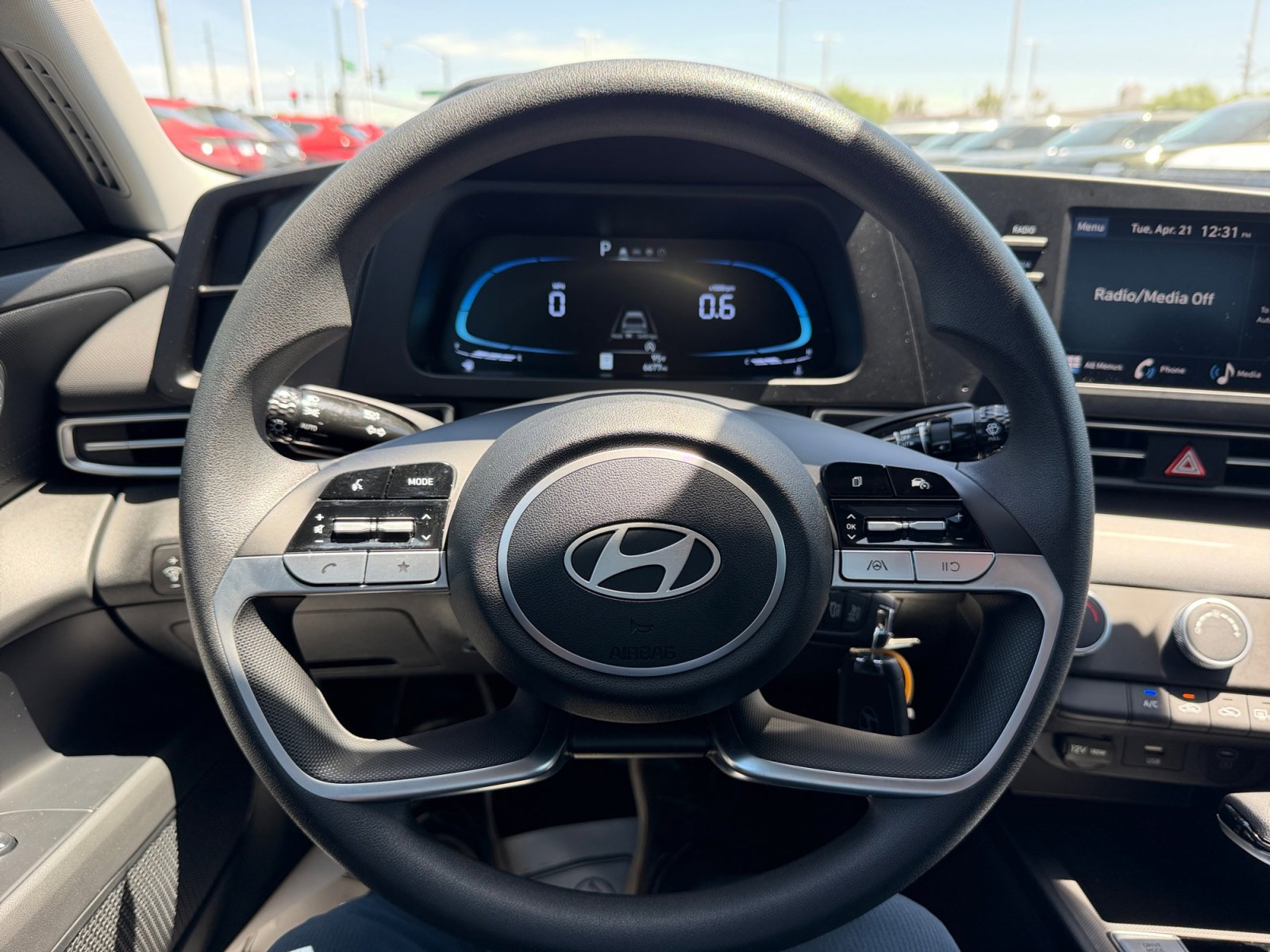 Certified 2025 Hyundai Elantra Sport FWD image 9