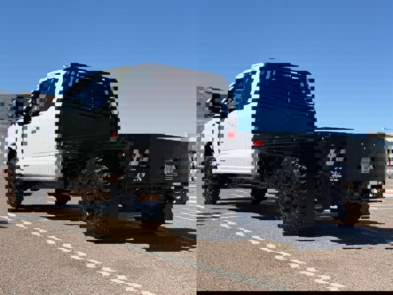 Used 2023 Ford F350 Lariat w/ Snow Plow/Camper Package image 4