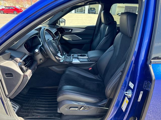 Used 2023 Acura MDX A-Spec image 17
