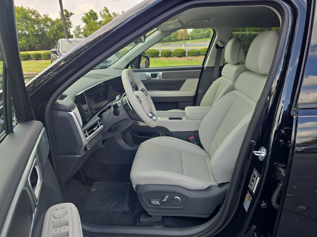 New 2027 Hyundai Santa Fe SEL w/ Tow & Go Package FWD image 13