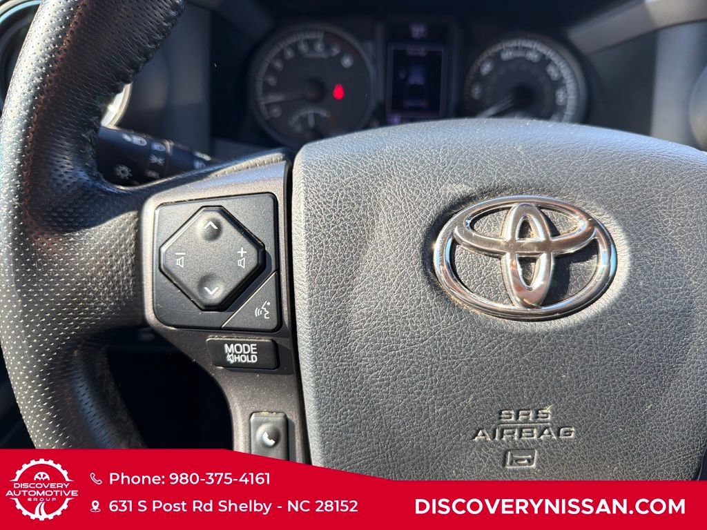 Used 2016 Toyota Tacoma TRD Sport image 24