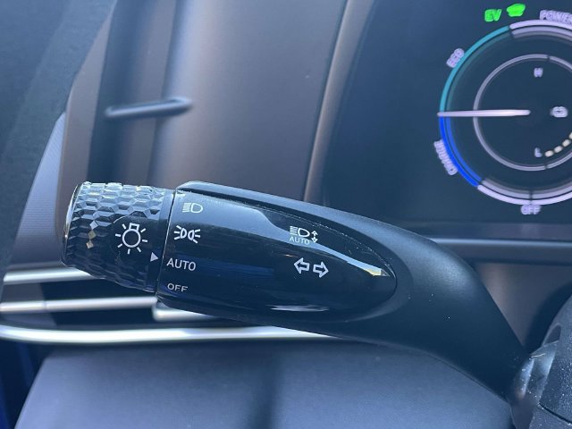 Used 2023 Hyundai Elantra Blue FWD image 26