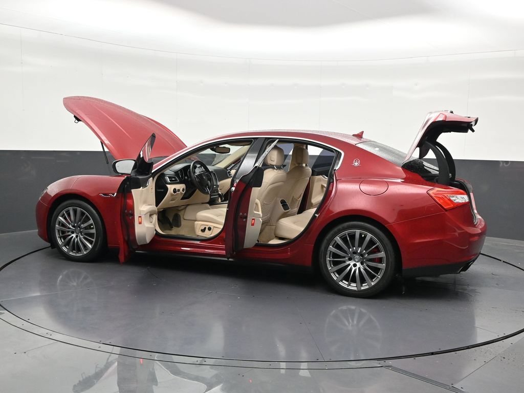 Used 2017 Maserati Ghibli w/ Luxury Package RWD image 33