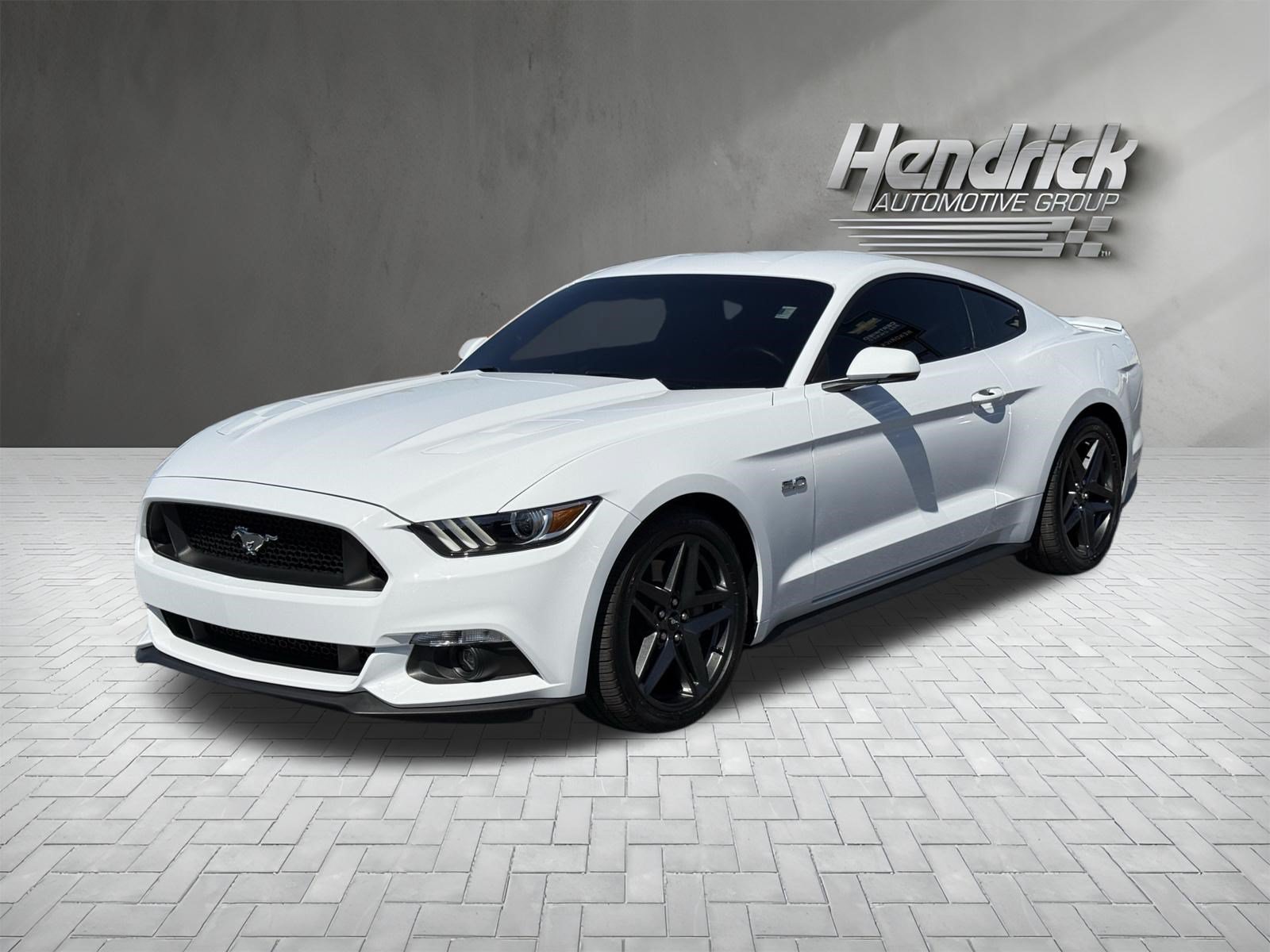 Used 2017 Ford Mustang GT Premium RWD image 5