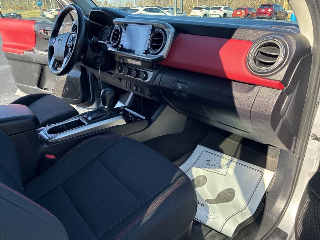 Used 2021 Toyota Tacoma SR5 image 17