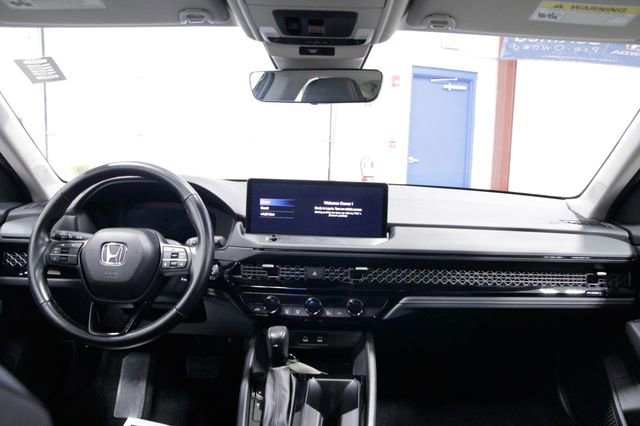 Used 2023 Honda Accord EX-L image 18