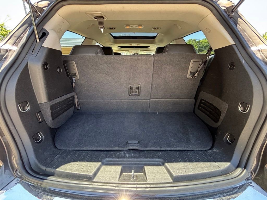 Used 2017 Buick Enclave Leather FWD image 21