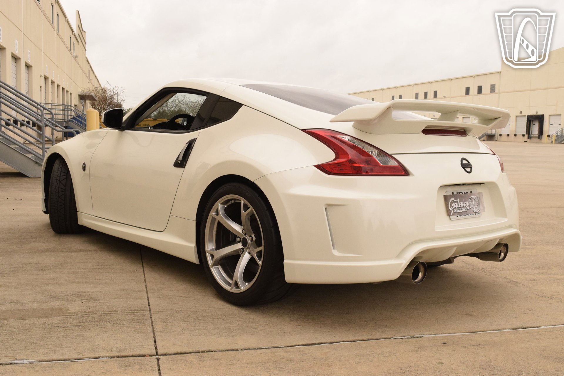 Used 2009 Nissan 370Z NISMO image 7