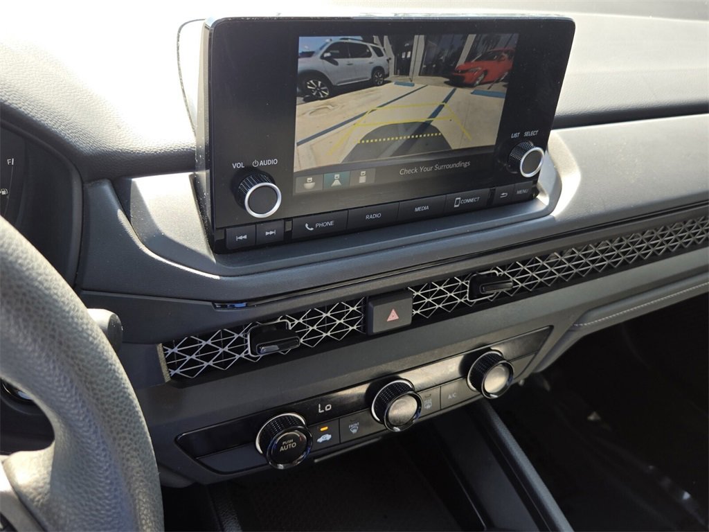 Certified 2023 Honda Accord LX image 20