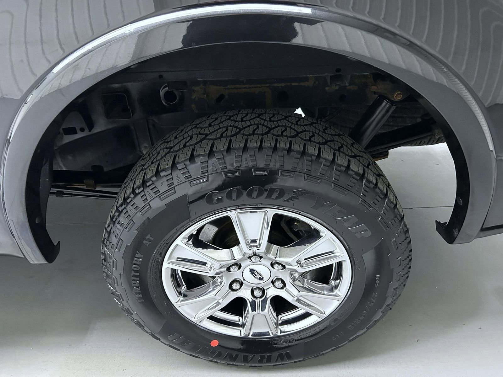 Used 2015 Ford F150 Lariat image 22