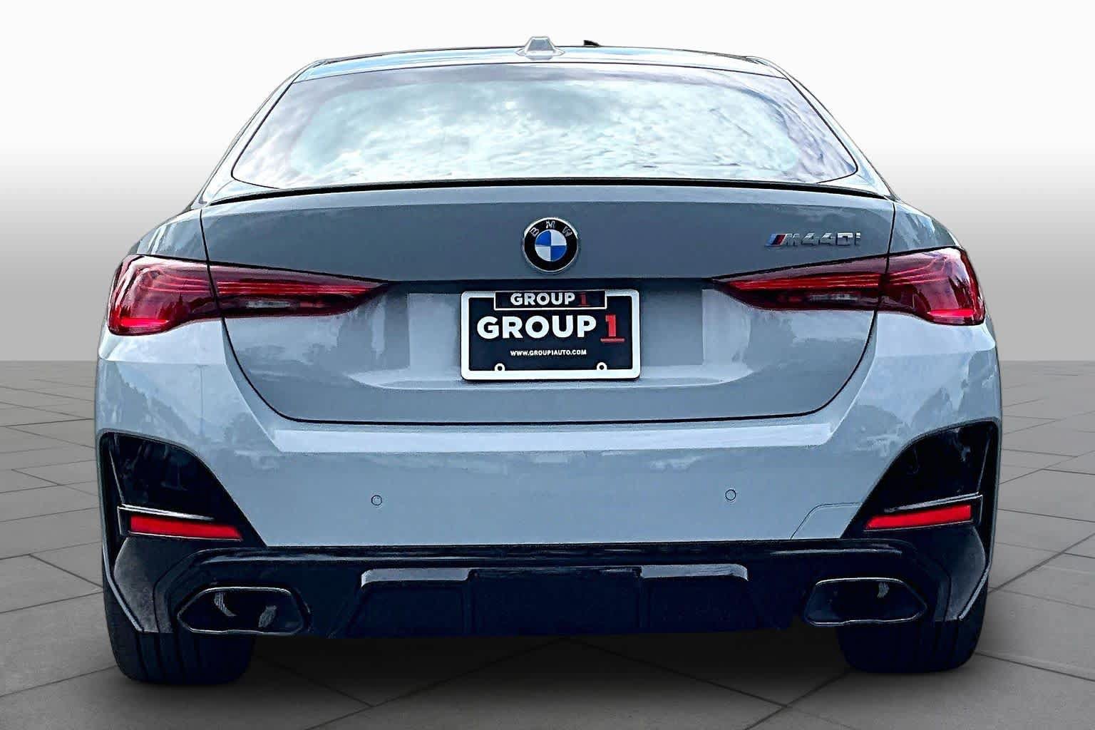 New 2026 BMW M440i w/ Premium Package RWD image 4