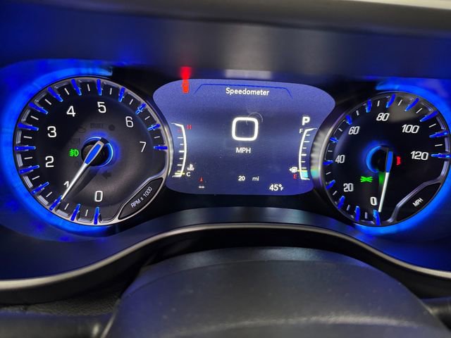 New 2026 Chrysler Pacifica Select image 2