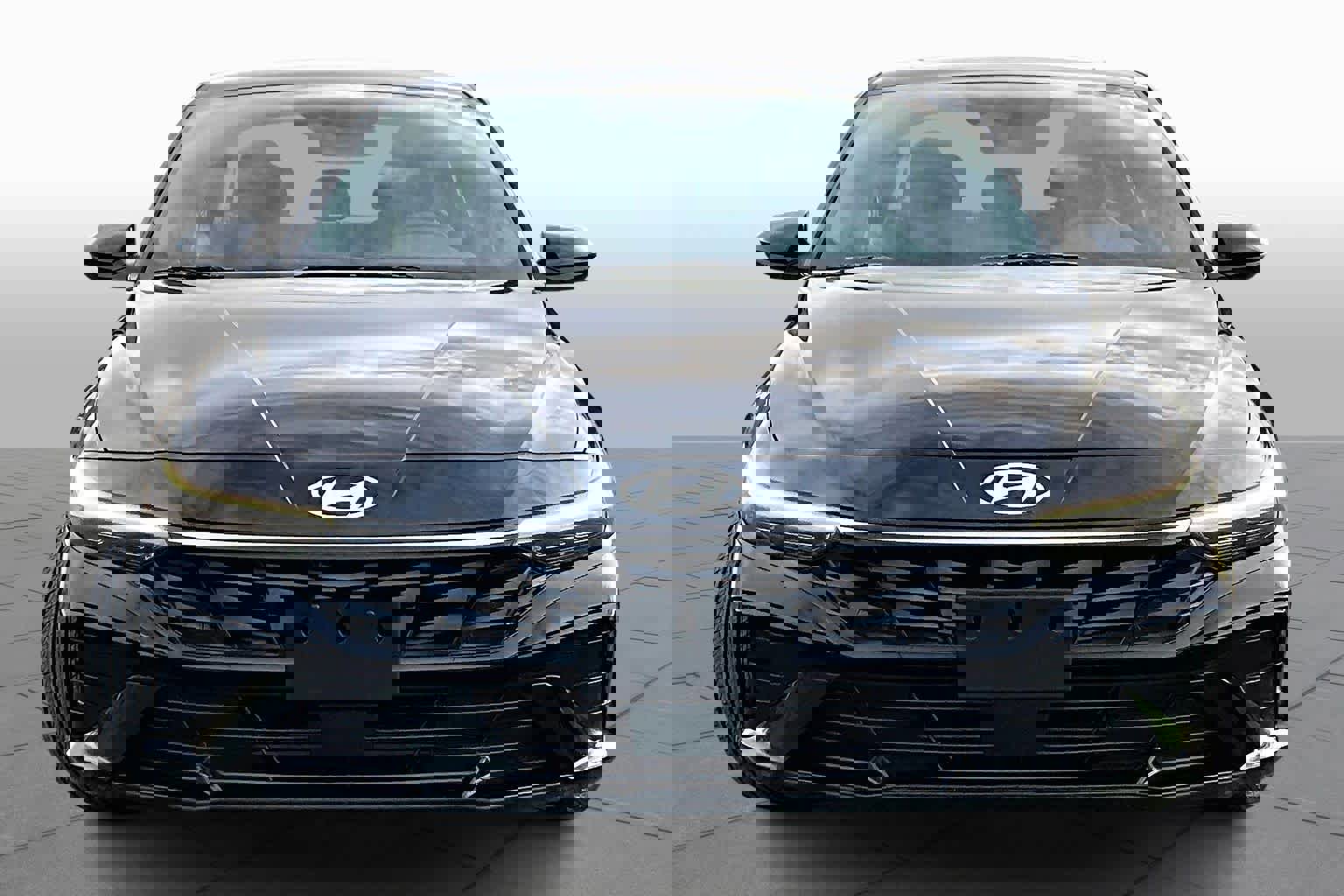 Used 2024 Hyundai Elantra SEL w/ Convenience Package image 3