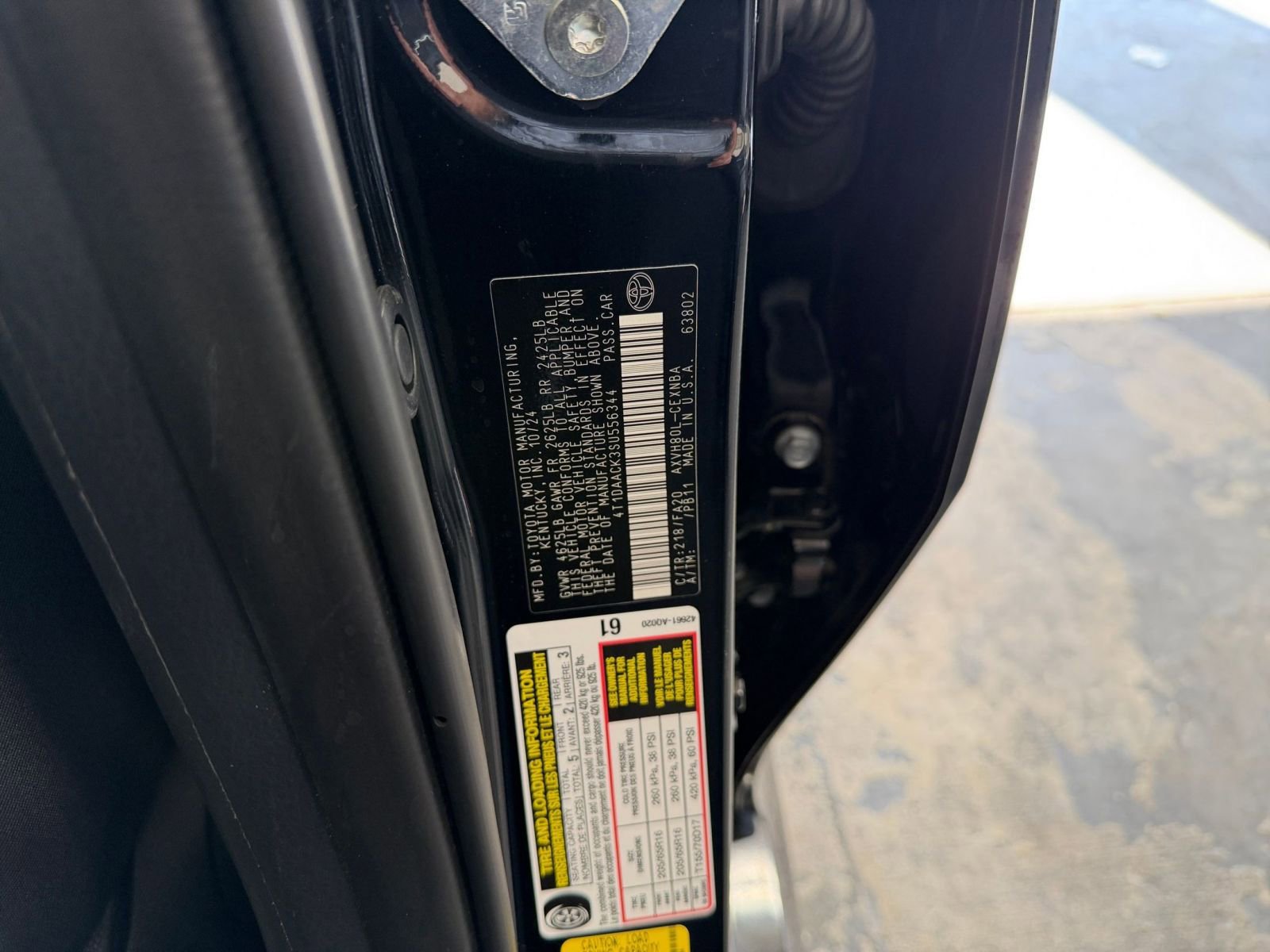 Used 2025 Toyota Camry LE image 28