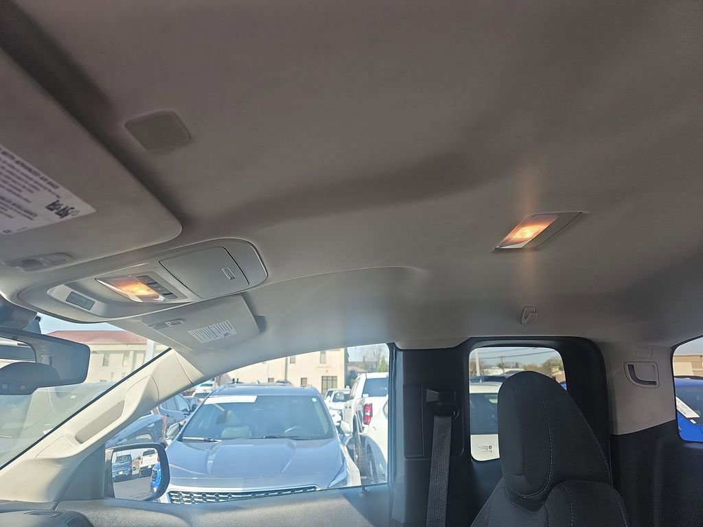 Used 2022 Chevrolet Colorado LT w/ Fleet Safety Package RWD image 28