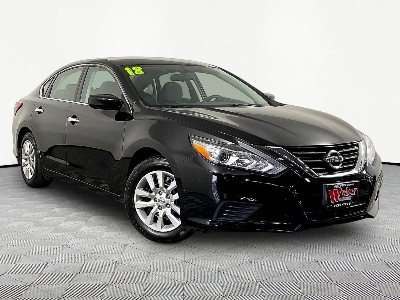 Used 2018 Nissan Altima 2.5 S w/ S Convenience Package FWD image 3