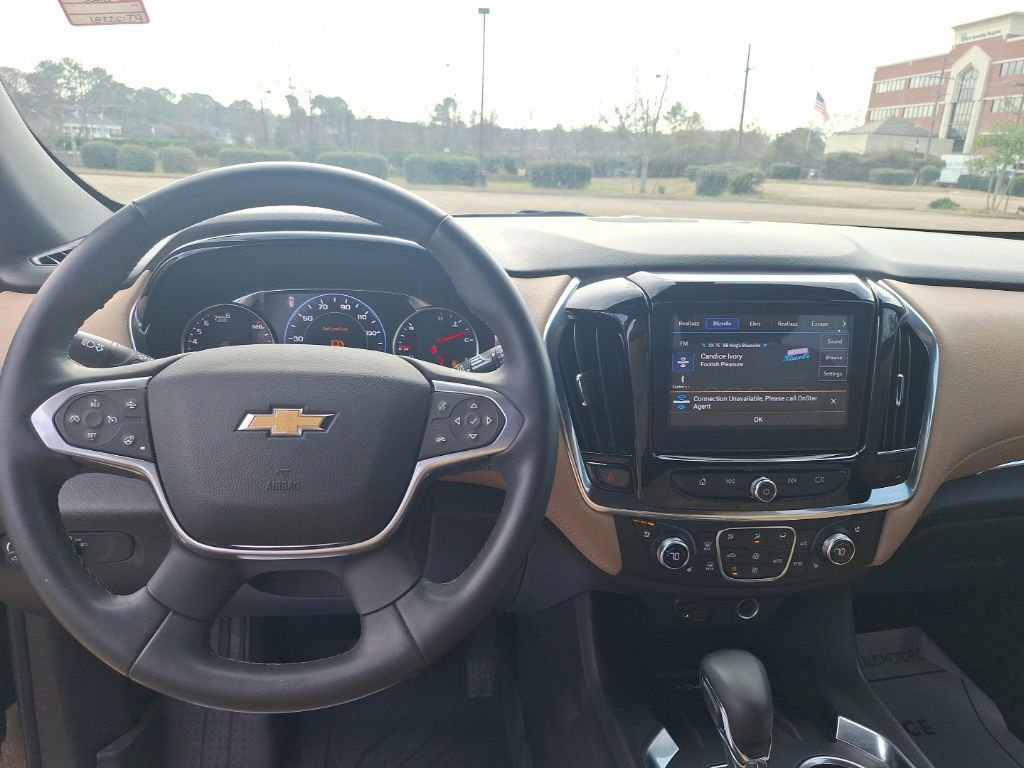Used 2023 Chevrolet Traverse Premier video 2