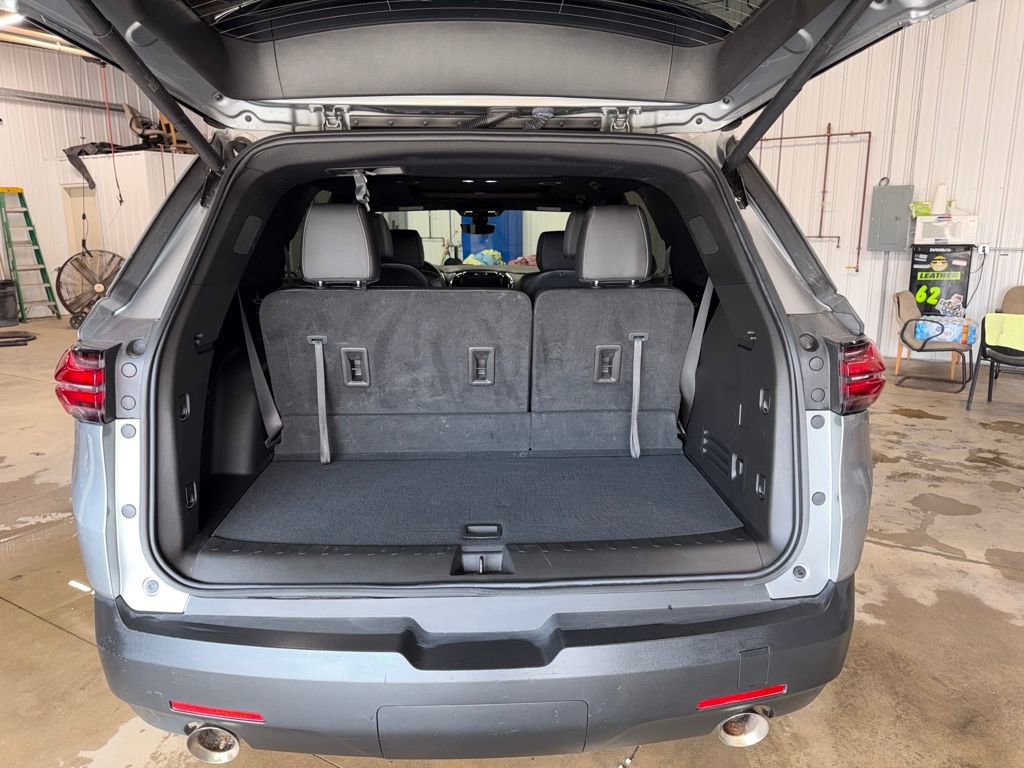 Used 2023 Chevrolet Traverse LT w/ LT Premium Package image 18