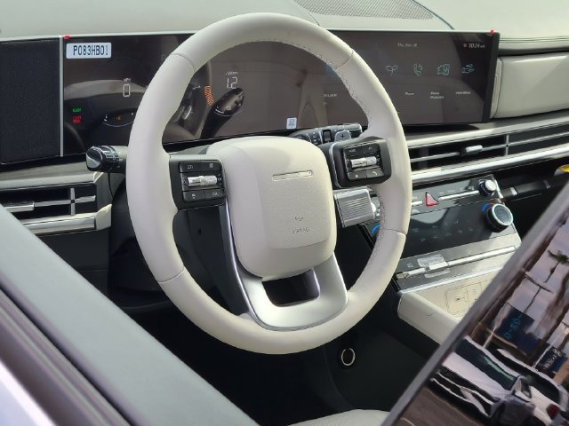 New 2026 Hyundai Santa Fe SE FWD image 3