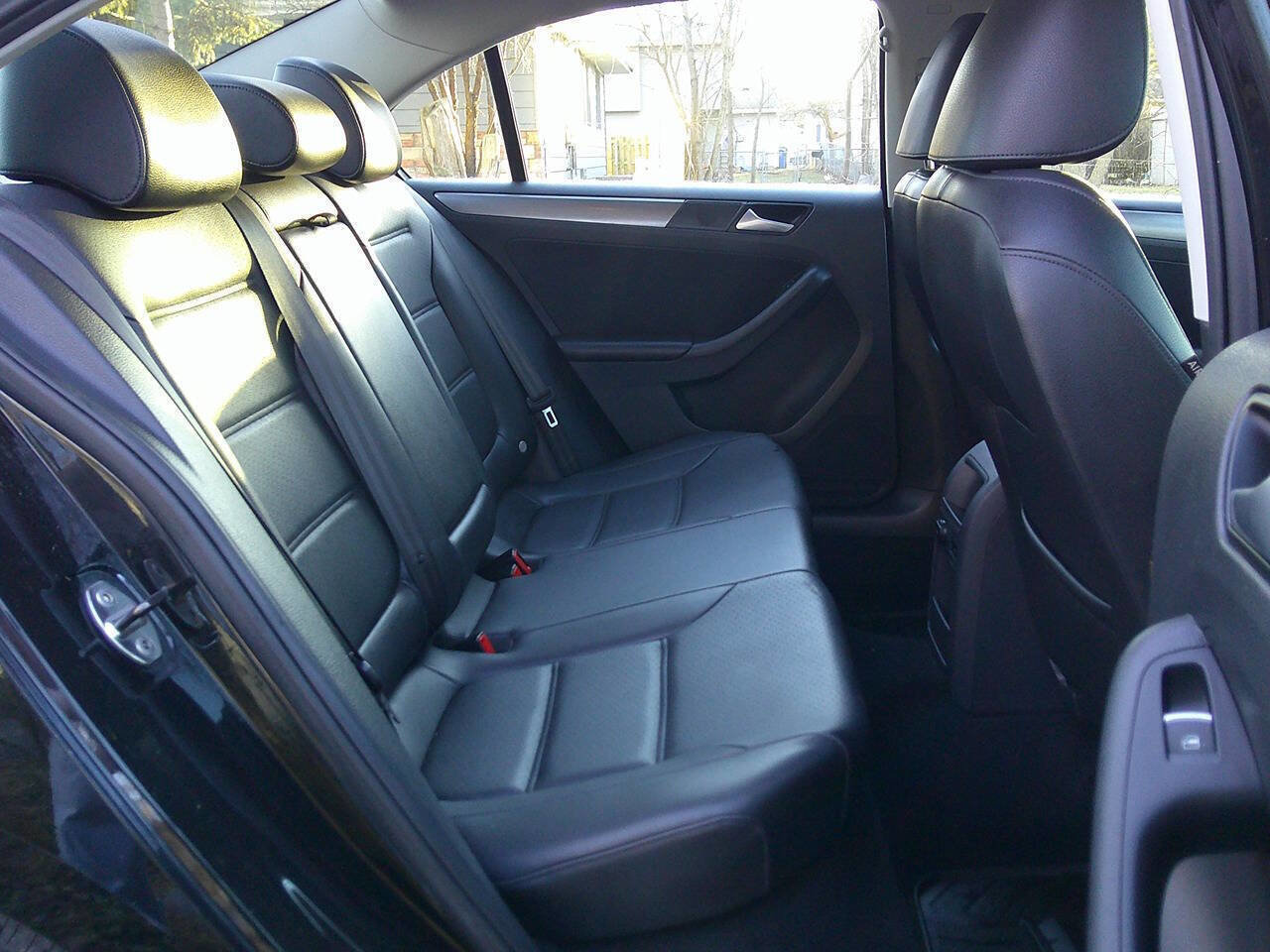 Used 2014 Volkswagen Jetta TDI image 17